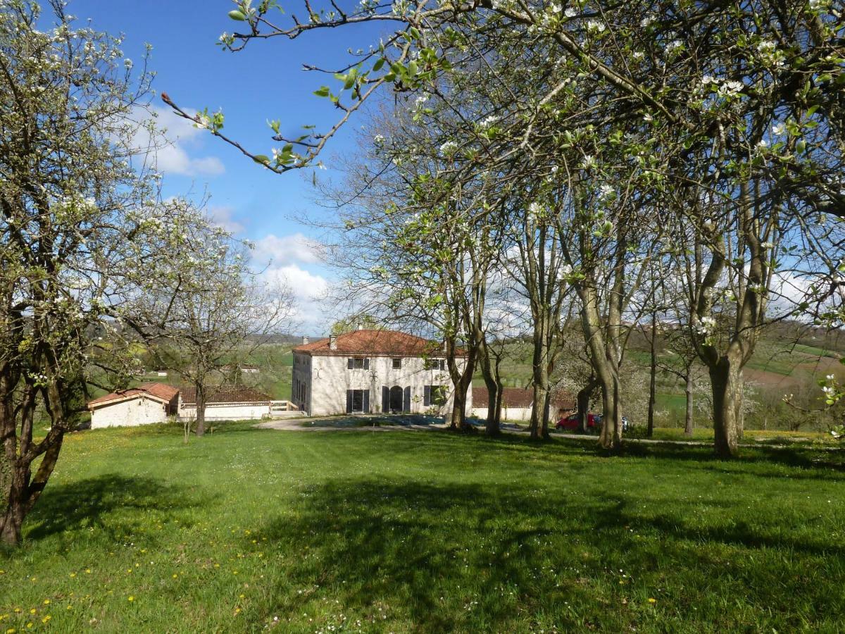 Domaine De Calbiac Bed & Breakfast Dolmayrac Ngoại thất bức ảnh
